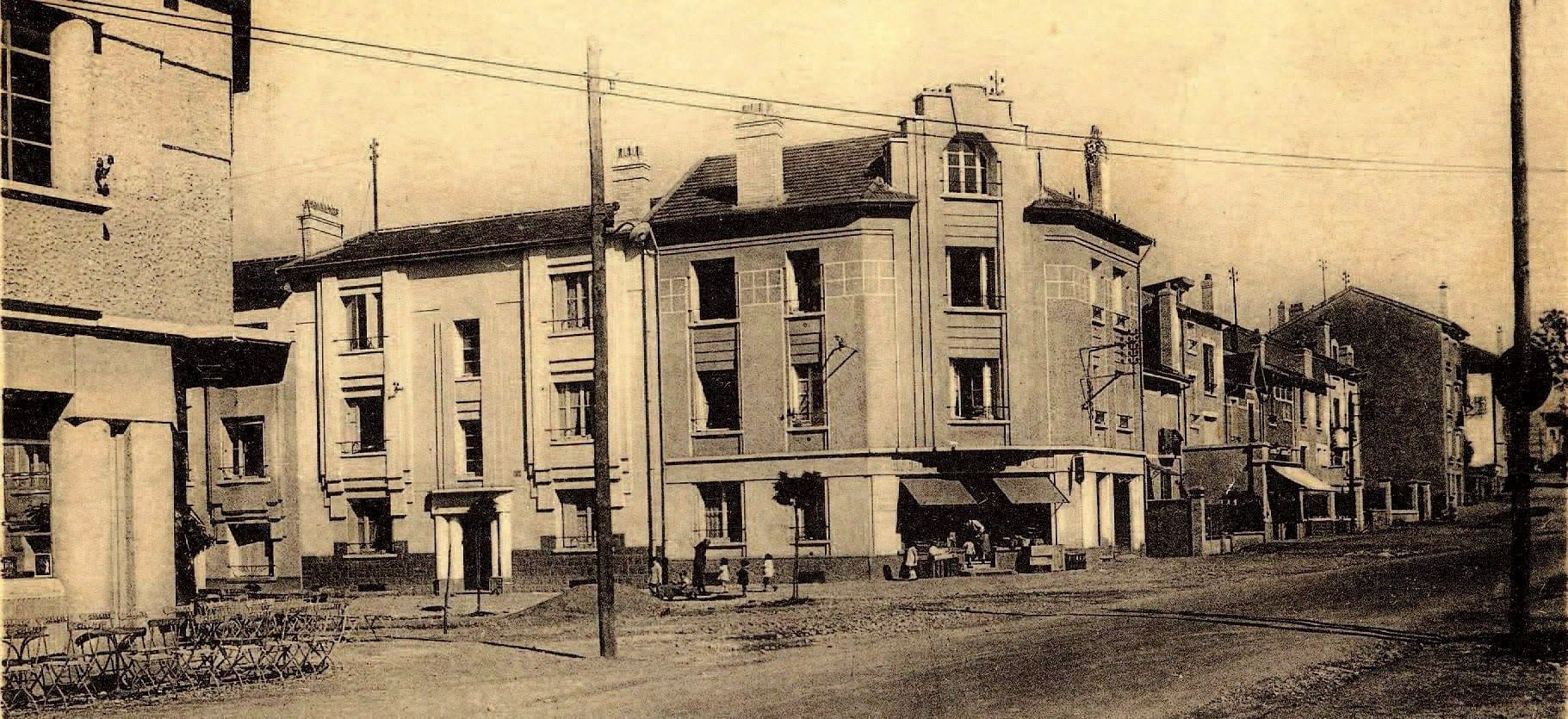 Le carrefour du pont de Villers, dans les années 1930