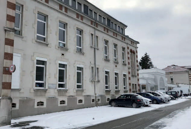 Vue des bâtiments arrière de l'ancien domaine Sainte-Anne - ©Élisabeth Counil