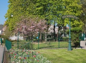 Square des Bosquets